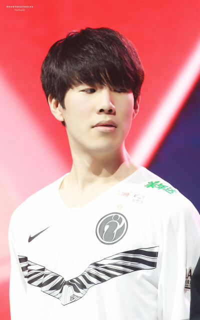 Navi将在IEM Katowice 2025的比赛中面对 Spirit ，以争夺季后赛名额