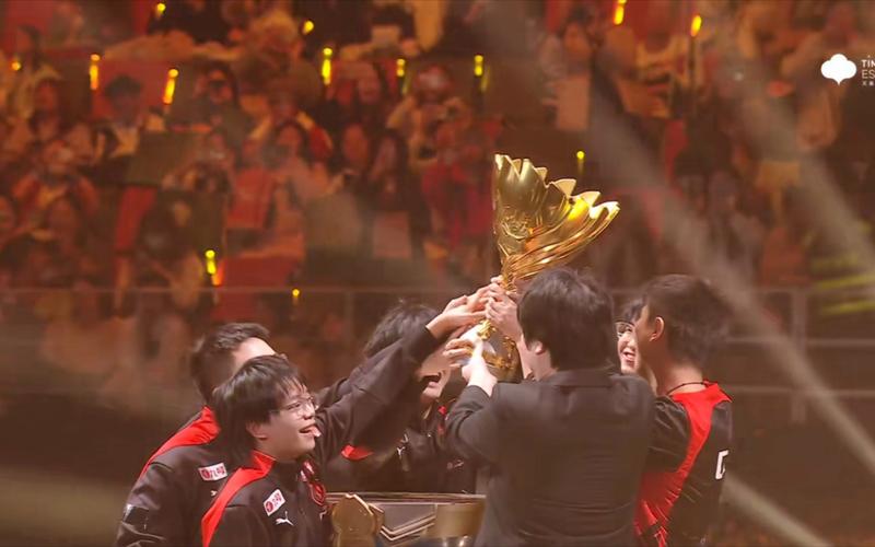 M80 以 3 圆胜利结束 StarLadder 布达佩斯 Major 2025 第一阶段，而 Lynn Vision 以 3 圆失利结束