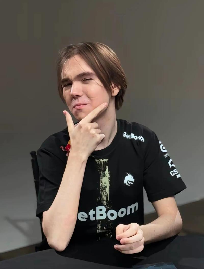 DK中单ShowMaker解锁LCK300场比赛成就