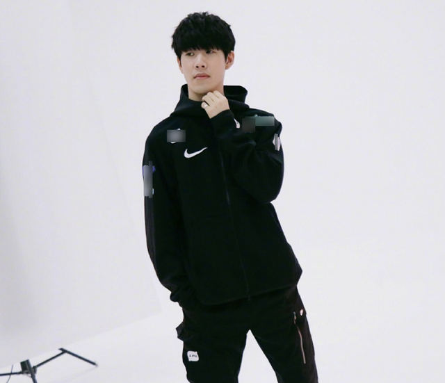 EliGE：从半决赛开始，明显感觉到大家都变得紧张了起来